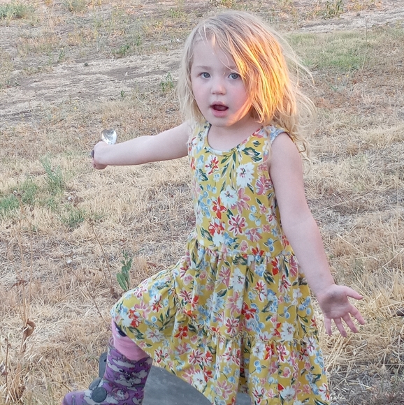 Meet your Posher, Michelle - Picture 3 of 4